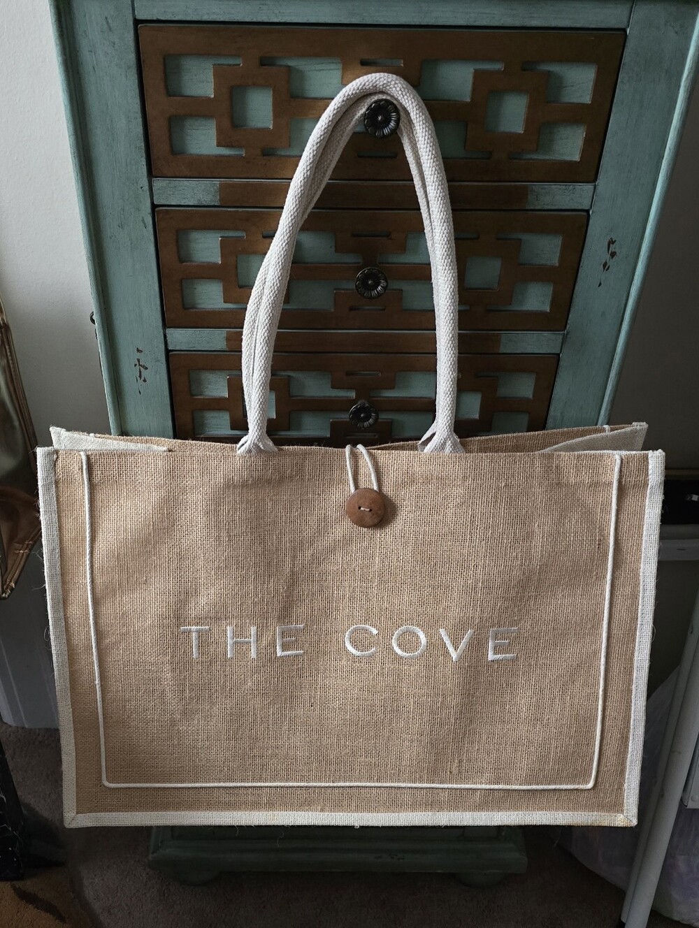 NWOT Atlantis Bahamas The Cove Jute Tote - Natural with White Trim